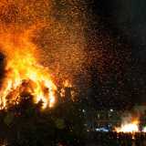 ...dando vita ogni 11 gennaio a una magia �infuocata� (foto del Comune di Castellana)